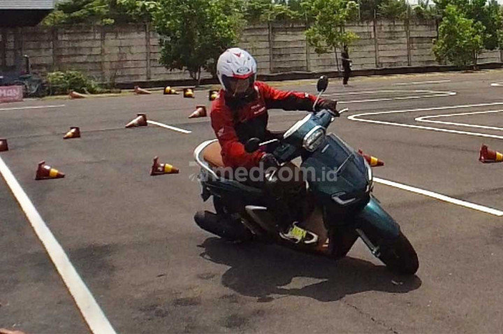 Harga Honda Stylo 160, Sang Skutik Retro-Modern