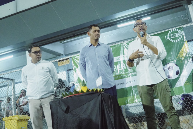 Anggota Exco PSSI, Arya Sinulingga, menyampaikan kata sambutan dalam acara Jemput Bola dan Sambung Rasa yang diselenggarakan PSSI Pers. (Foto: Yogie Gandanaya/PSSI Pers) 