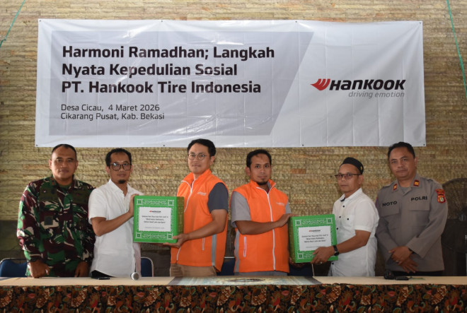 Hankook Tire Indonesia Salurkan Paket Sembako di Cikarang Pusat.