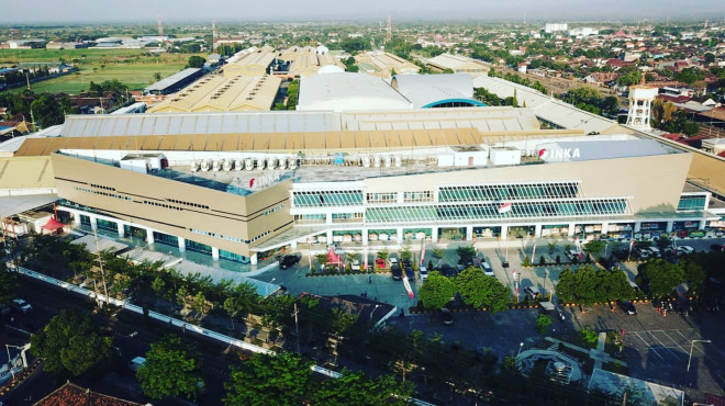 Kantor dan workshop PT INKA di Madiun Jawa Timur. PT INKA