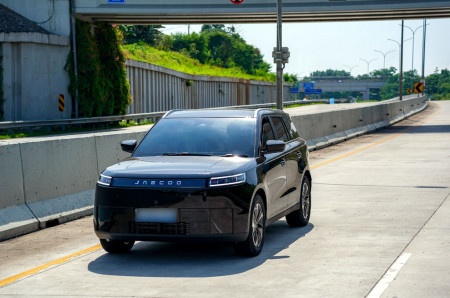 Produksi Jaecoo J5 EV Dipercepat, Target 10.000 Unit Sebelum Lebaran