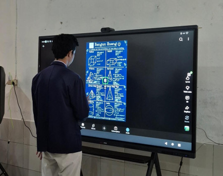 Gara-Gara IFP, Mendikdasmen Sebut Siswa Jadi Candu Belajar
