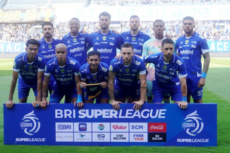 Persib vs Persik: Maung Bandung Berpesta, Andrew Jung Cetak Brace