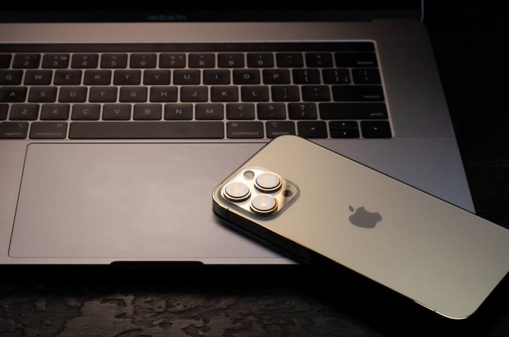 Apple Siapkan iPhone Ultra dan MacBook Ultra, Masuk Segmen Super Premium