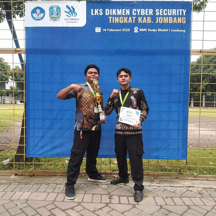 Pecah Telor! SMK 1 Dwija Jombang Ikut LKS Tembus Provinsi