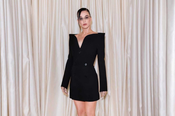 Katy Perry Digugat Katie Perry, dan… Katy Perry Kalah