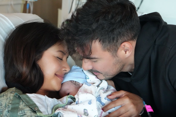 Selamat! Aurelie Moeremans Melahirkan Anak Pertama