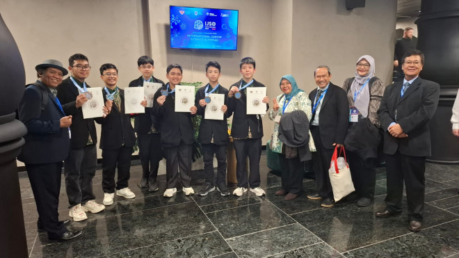 Perjuangna Darrell meraih medali kemenangan IJSO.