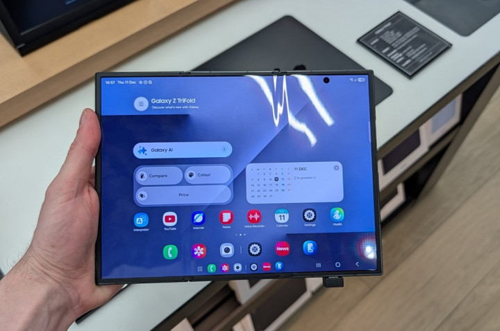 Samsung Siapkan Smartphone Foldable Lebih Lebar, Bisa Meluncur Tahun Ini