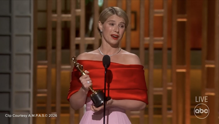 Jessie Buckley Jadi Aktris Irlandia Pertama Pemenang Best Actress di Piala Oscar