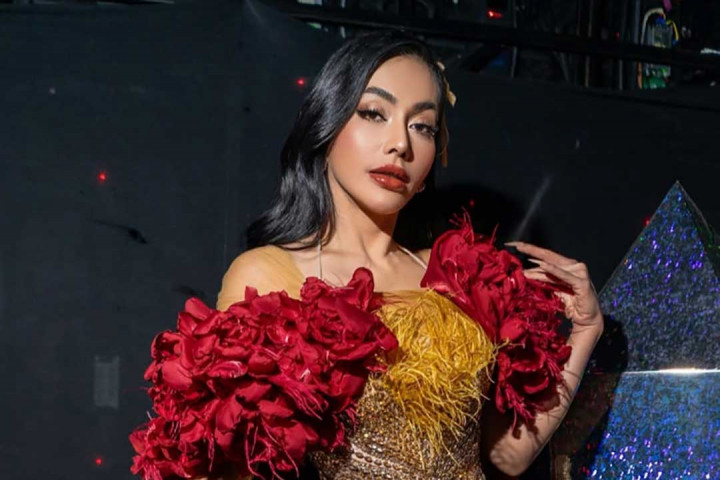 Denada Akhirnya Ungkap Sosok Ayah Kandung Ressa Rossano