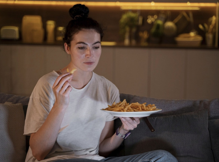 Sering Begadang Pas Liburan? Waspada Brain Fog