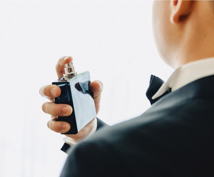 Murah Tapi Wangi Nempel! Ini Parfum Pria Indomaret yang Bikin Aura Makin Ganteng