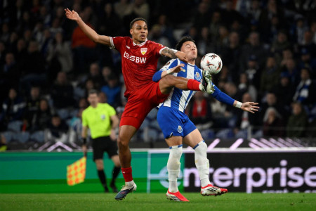 Hasil Liga Europa: Porto Bungkam Stuttgart, Nottingham Menang Adu Penalti