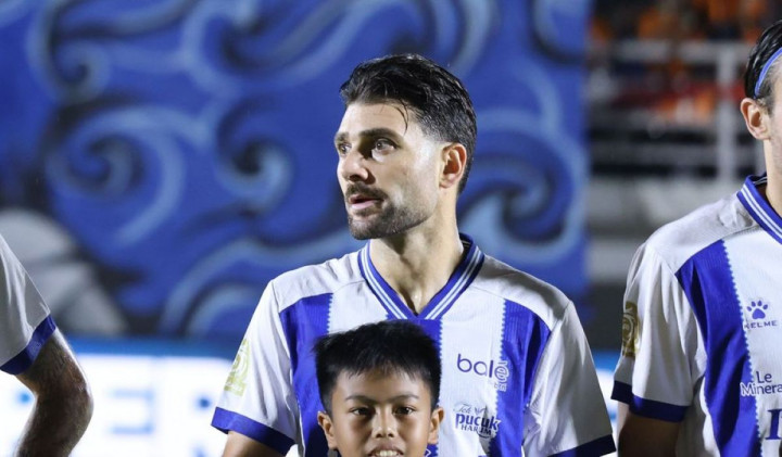 Demi Tiket Piala Dunia 2026, Bek Persib Frans Putros Rela Batal Liburan Keliling Indonesia!