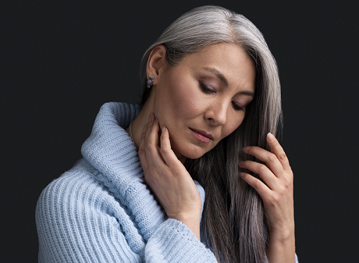 5 Kesalahan Perawatan Rambut Wanita Usia 50-an yang Bikin Rambut Cepat Rontok