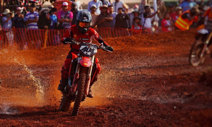 M. Zidane Naik Podium di FMSCT Thailand Motocross 2026