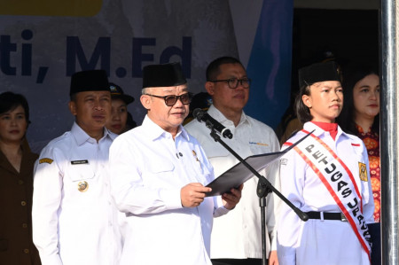 Mendikdasmen: Jangan Habiskan Waktu 'Browsing' Tanpa Manfaat dan Hindari Judol