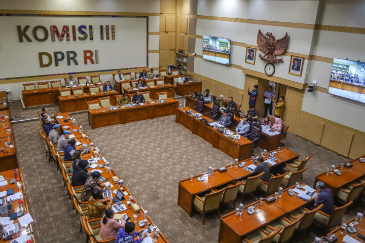 ​DPR Bahas Kasus Andri Yunus Bersama Polri dan Kuasa Hukum