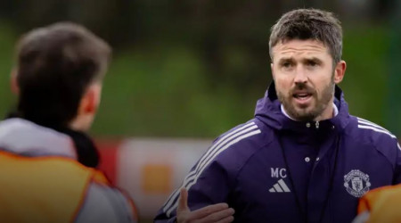 David Beckham Puji Kinerja Michael Carrick di Manchester United