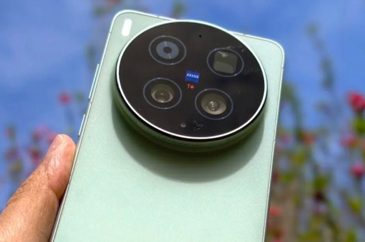 Vivo X300 Ultra Resmi Meluncur, Kamera 200MP 35mm Nyaris 1 Inci