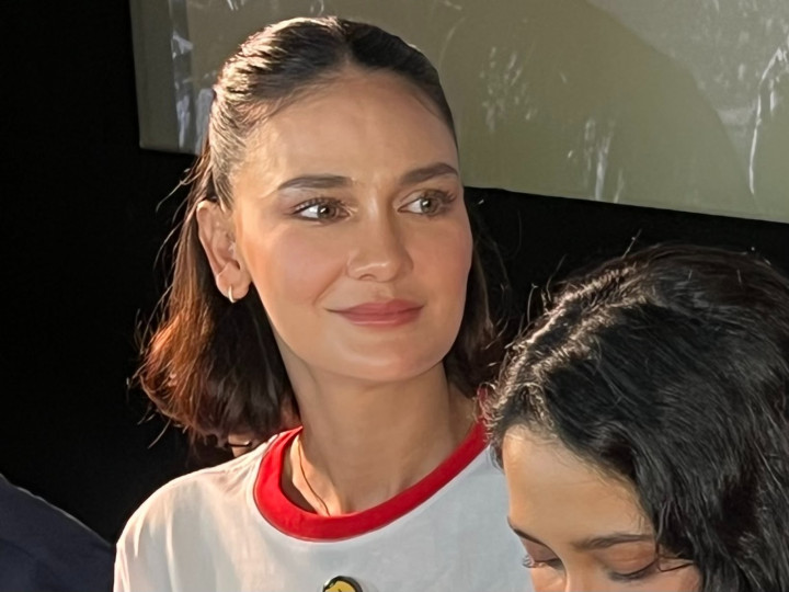 Rencana Hiatus Luna Maya Gagal Gara-Gara Zona Merah