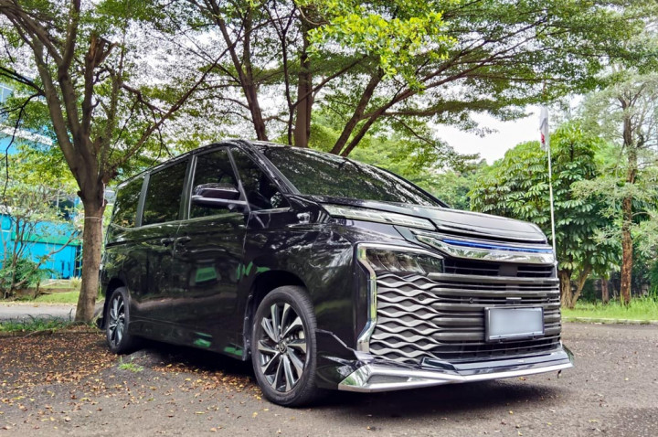 Konsumsi Bensin Toyota Voxy, 'Sahabat' SPBU atau Bukan?