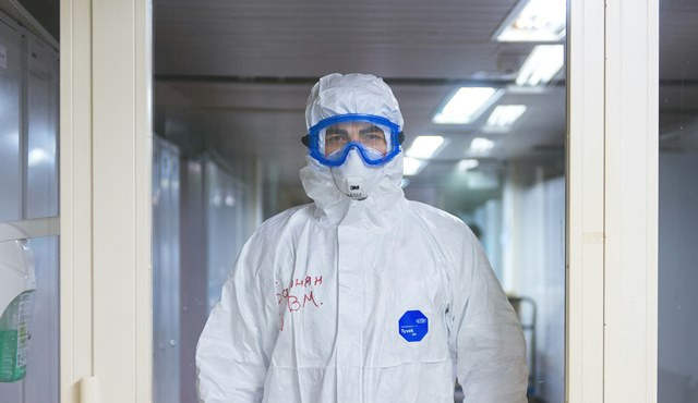   Jangan keburu panik dulu Sobat Medcom. Ini keterangan Kemenkes soal covid cicada. (Foto: Ilustrasi/Dok. Freepik.com)