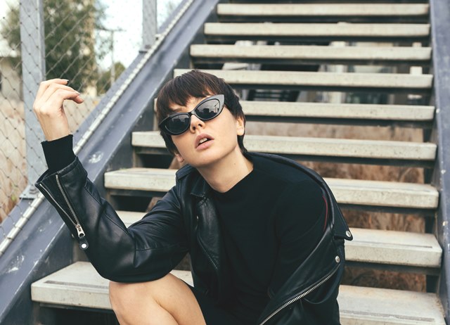 Lagi Nyari Tau Arti Nonchalant, Biar Tetap Nyambung Pas Nongkrong