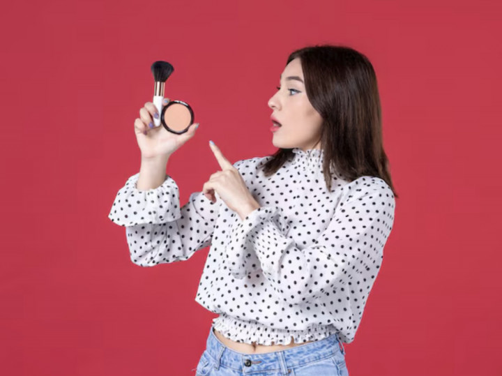 Makeup Tahan Lama? Ini 4 Bedak Pixy yang Worth It