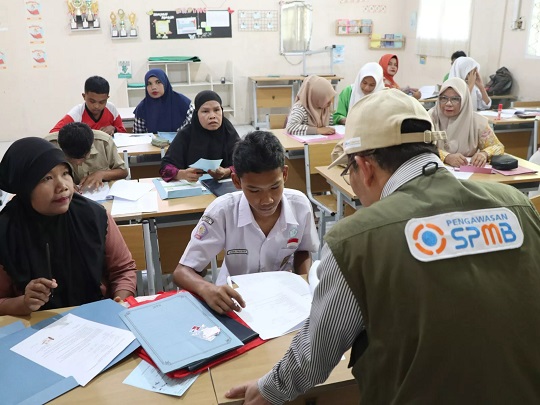 Menteri Abdul Mu'ti Tegaskan Hasil TKA Jadi Syarat Penerimaan SPMB Jalur Prestasi