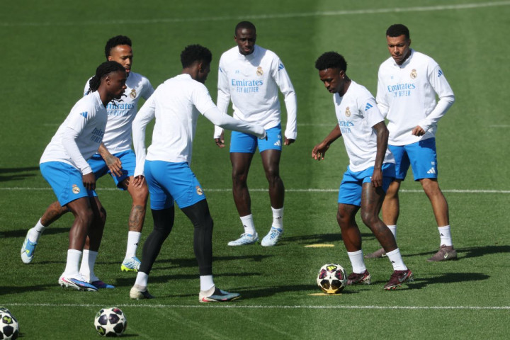 Rivalitas Terpanas Eropa! Real Madrid vs Bayern Munich: Akankah Arbeloa Teruskan Dominasi Los Blancos?