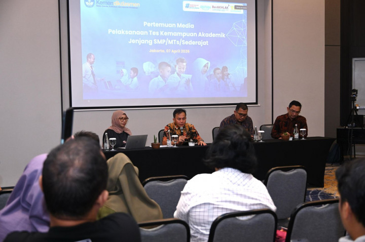 13 Pelanggaran TKA SMP 2026, Live Medsos hingga Merokok di Kelas