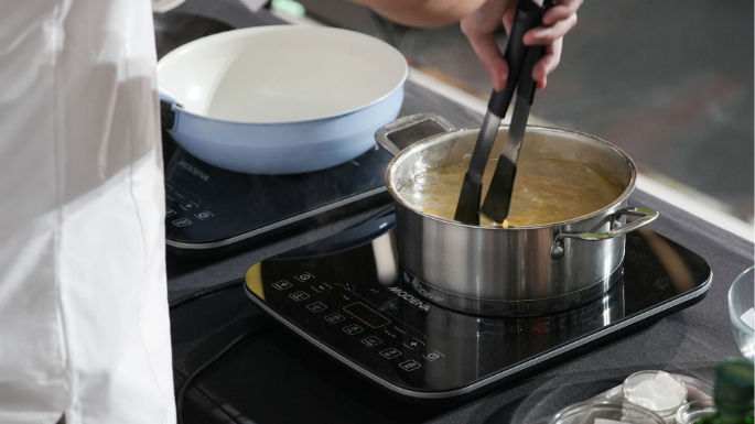 Rekomendasi Kompor Listrik Modena, Teruji di Kompetisi Masak dan Raih Penghargaan Nasional