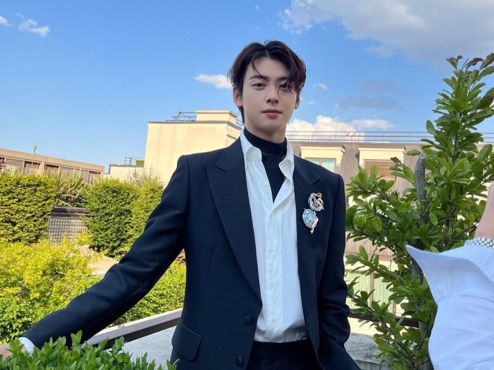 Fantagio Minta Maaf soal Kontroversi Pajak Cha Eun-woo, Akui Kelalaian Manajemen