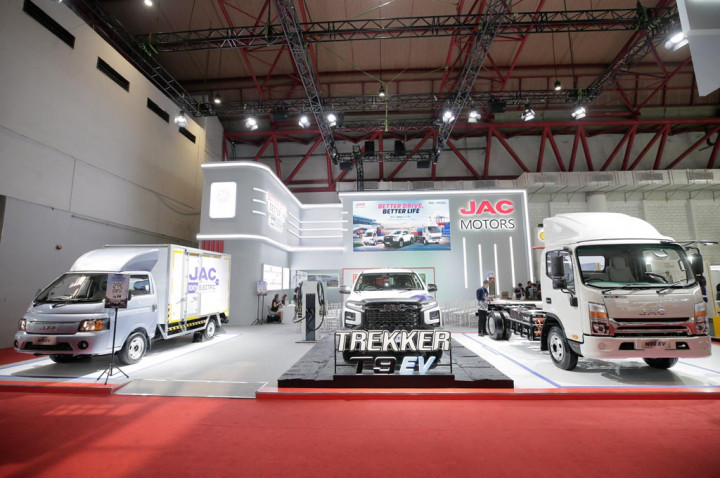 Solusi Mobilitas Kendaraan Niaga Berbasis Listrik dari JAC Motors