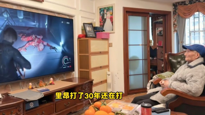 Gacor Banget! Kakek 91 Tahun Tamatkan Resident Evil Pakai Buku Catatan