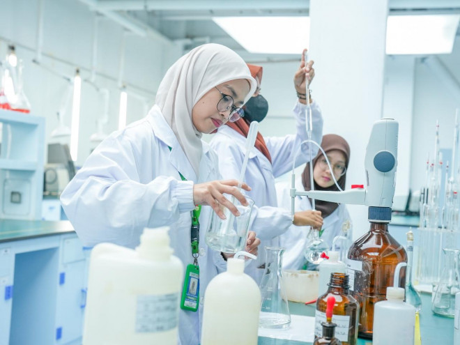 Kawasan Industri Indonesia Morowali Industrial Park (IMIP) memberi kesempatan setara bagi seluruh karyawan, termasuk bagi perempuan.