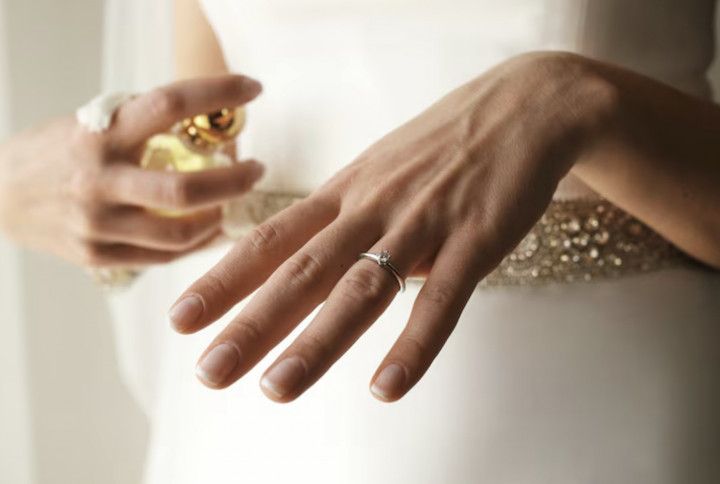 Parfum Malam Hari yang Bikin Aura Makin Elegan dan Memikat