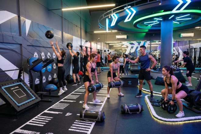 FTL Gym dengan program persiapan Hyrox