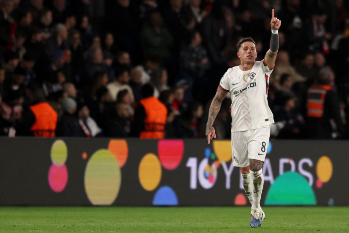 Chelsea vs Manchester City: Enzo Fernandez Absen Akibat Sanksi Internal, Liam Rosenior Tegaskan Aturan Klub