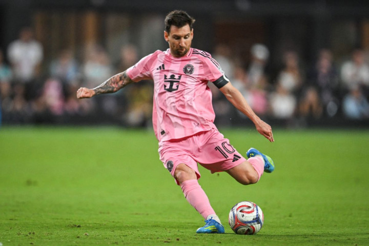 Apes! Tendangan Gledek Lionel Messi Hancurkan Kamera Fotografer di Laga Inter Miami vs Austin FC