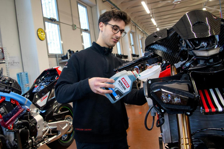 Motul Jalin Kemitraan dengan Produsen Sepeda Motor Italia