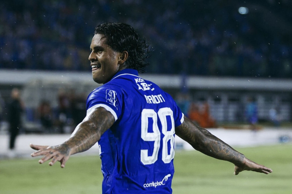 Dramatis! Persib Tekuk Bali United 3-2 dan tetap Nyaman di Puncak