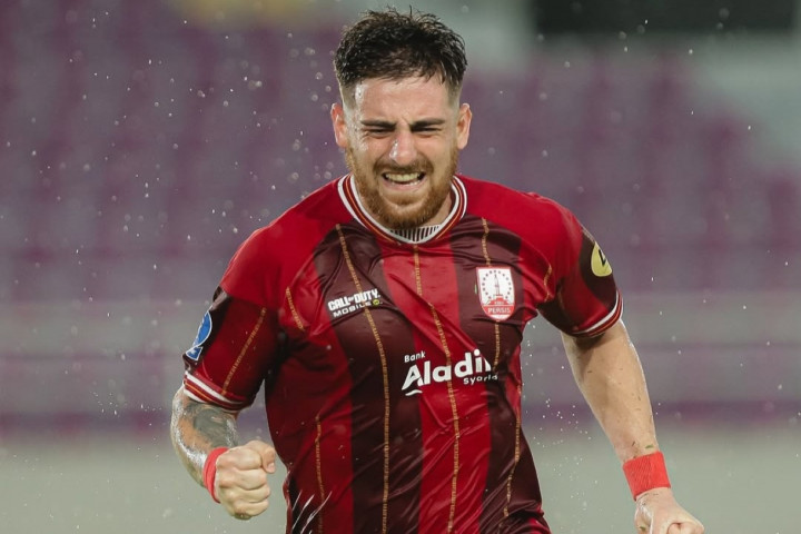 Persis Keluar Zona Degradasi! Gol Dejan Tumbas Bungkam Semen Padang 2-1