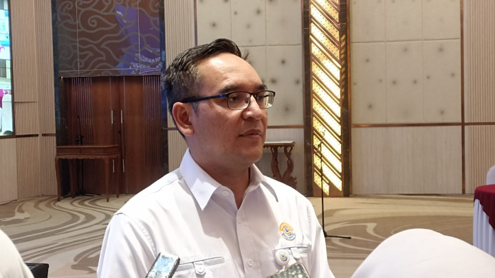 Laboratorium Tak Memadai, Mahasiswa Praktikum Modal <i>YouTube</i>