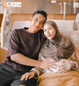 Rizky Ridho bersama Istri dan si buah hatiFoto Instagram 