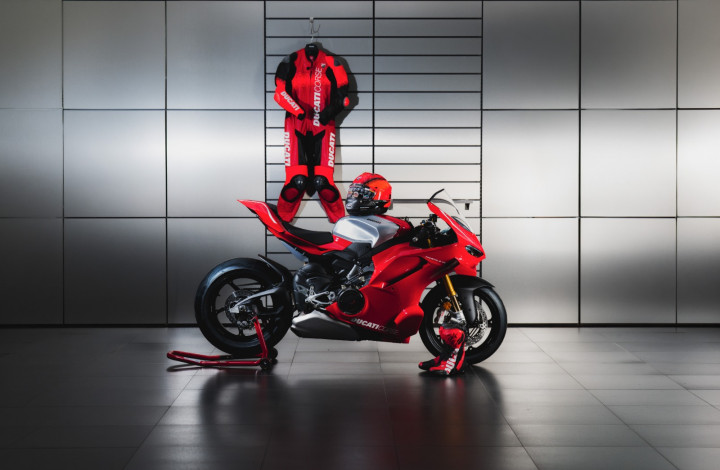 Ducati Indonesia Hadirkan Panigale V4 R dengan Teknologi MotoGP