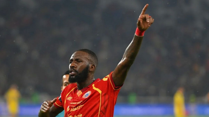 The Power of Number 17! Allano Brandon Bungkam Kritik, Bawa Persija Gilas Persebaya di GBK