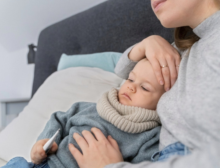 Jangan Sepelekan! Kenali Tanda Heat Exhaustion pada Anak & Cara Cepat Mengatasinya